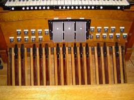 photo of pedals of console at Darin's home